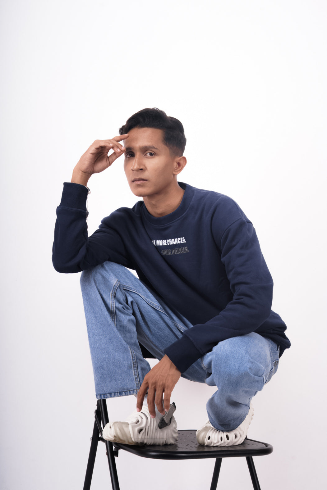 Navy Oversized Sweatshirt with "Night Vibes" Back Graphic